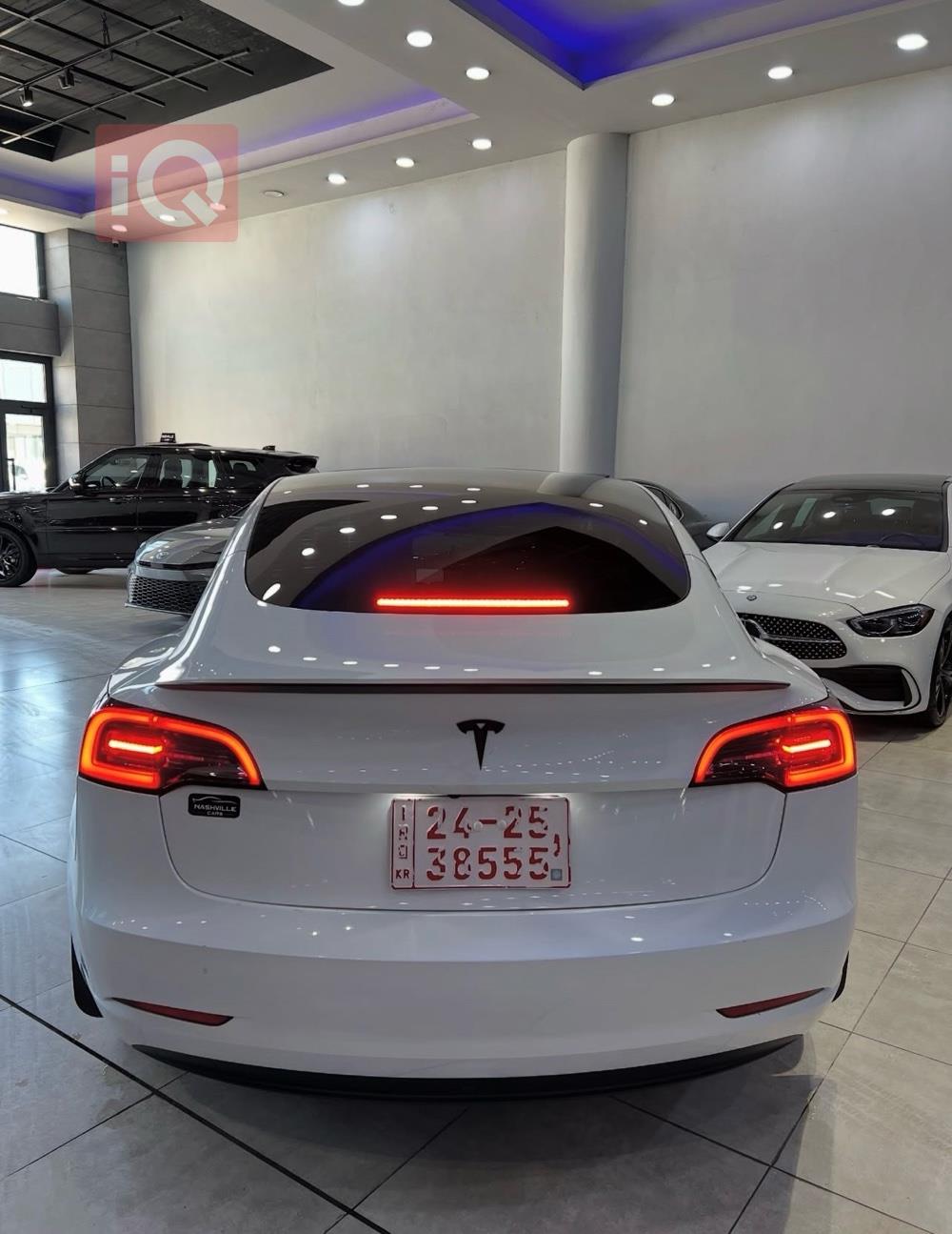 تسلا موديل 3